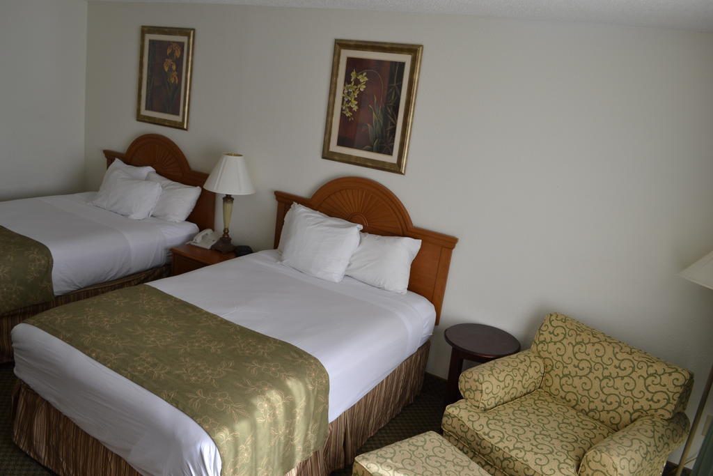 Jameson Inn & Suites بولينغ غرين المظهر الخارجي الصورة